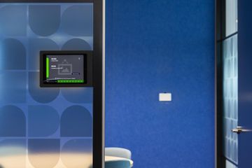 Cammeray Coworking spaces 4P Meeting Room image 1