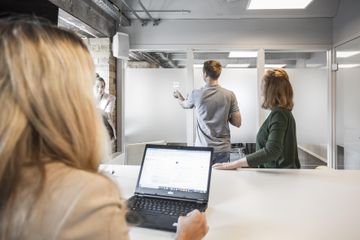 Leipzig Meetingräume Raum Maximilian image 2