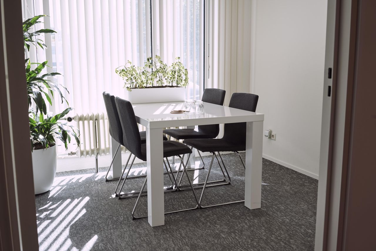 Rotterdam Klantafspraak Sprechzimmer 03 - Rozenburg image 1