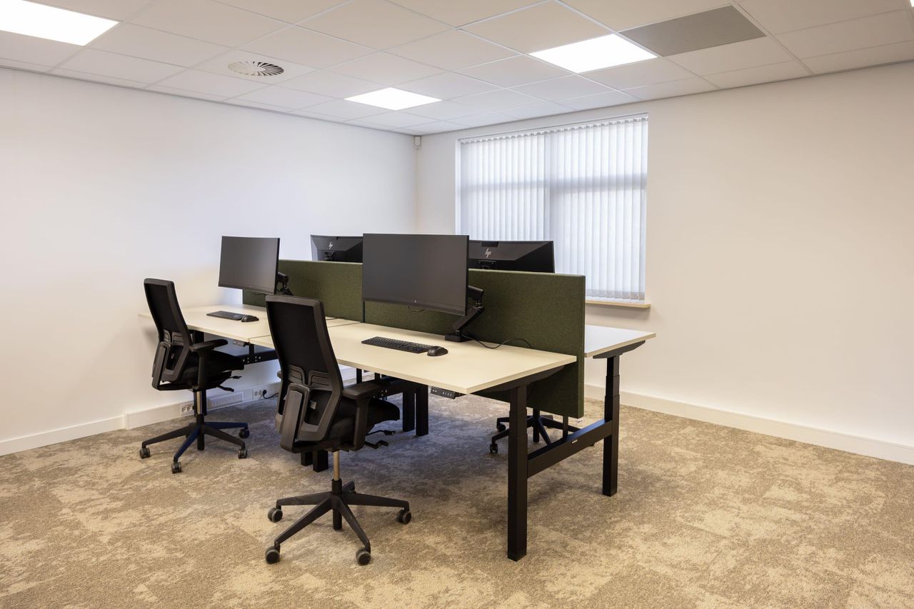 Rest of the World  Workspace 3. Gerrit Mazier - kamer image 1