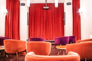 Berlin  Workspace The Base - Kino image 1