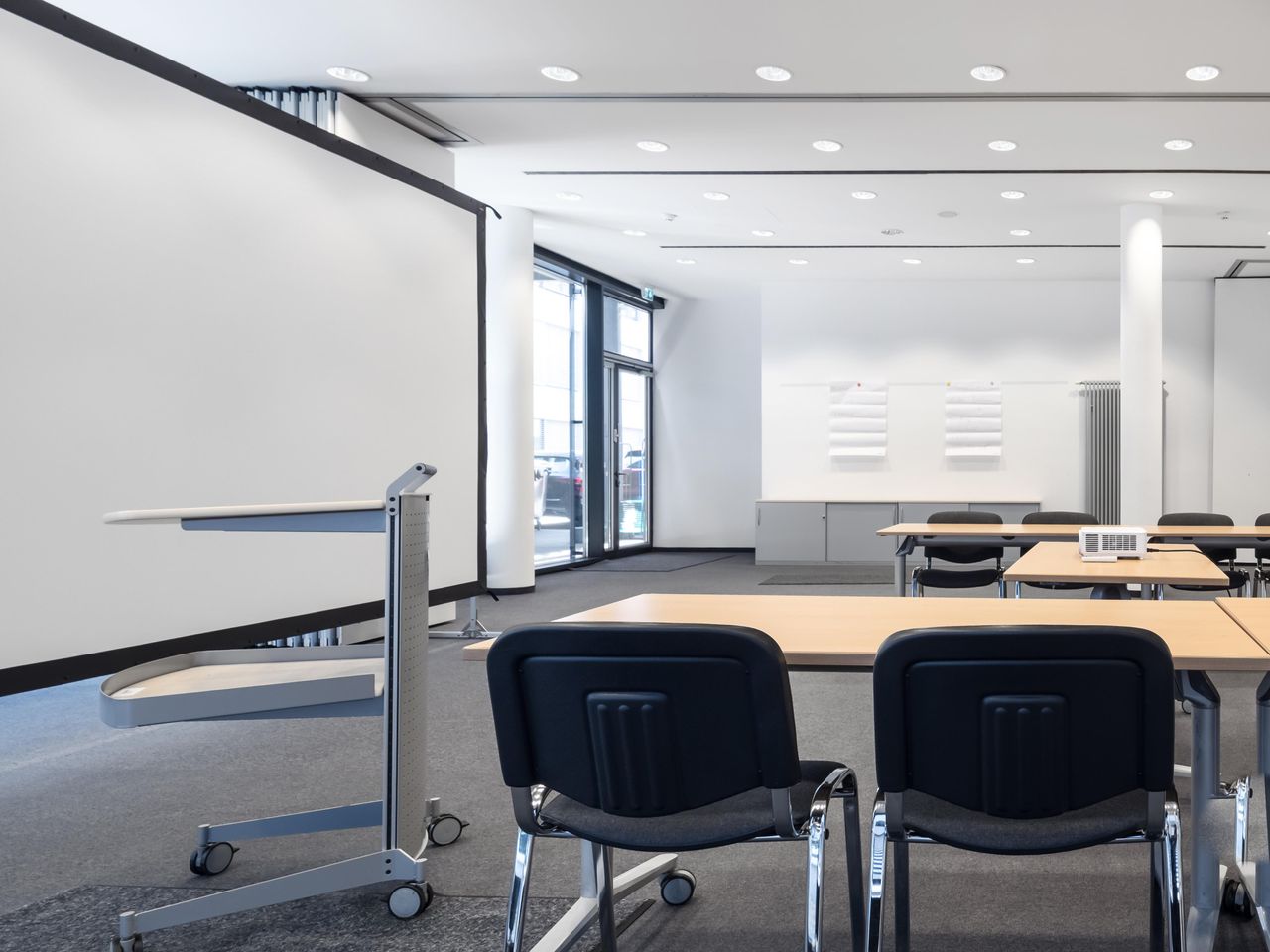 Frankfurt am Main  Meetingraum Meeting Room  #1 image 4