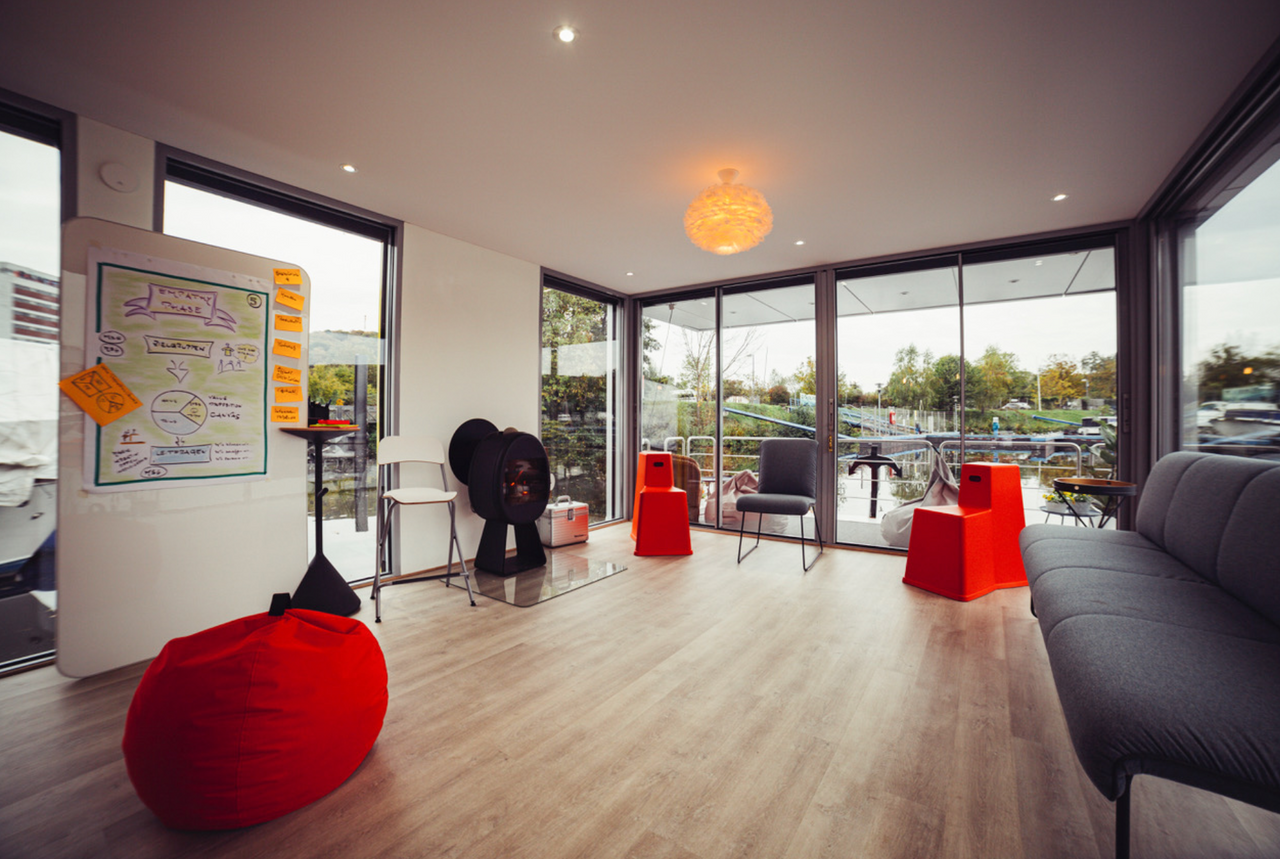 Saarbrücken Kreatives Meeting Workshopruimtes Floating Workspace image 5