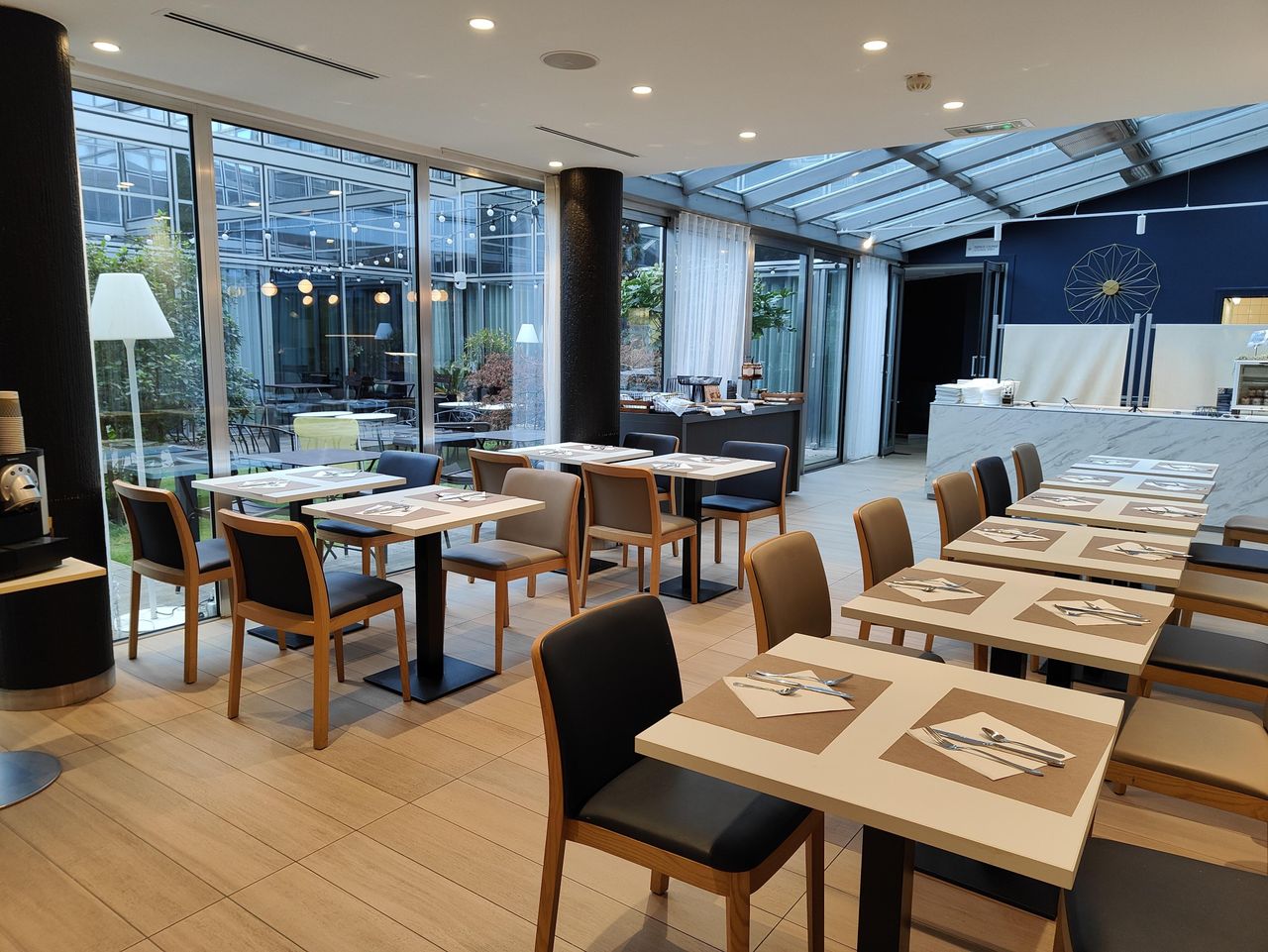 Nanterre  Boardroom LE PATIO image 0