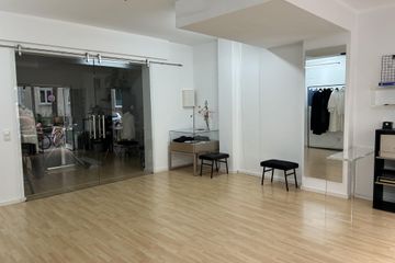 München  Studio En5 Show room image 3
