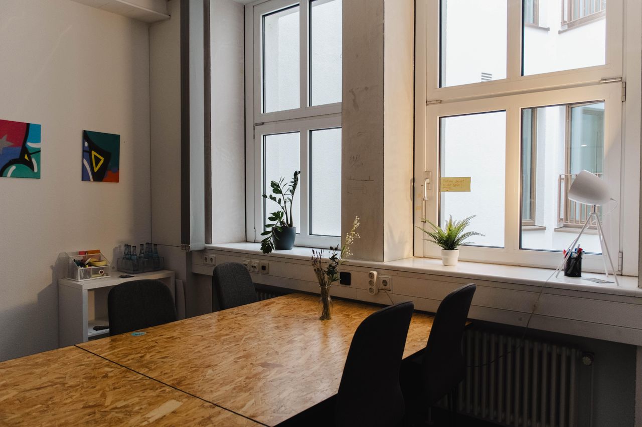 Stuttgart Mobiles Arbeiten Meeting rooms Meetingraum image 2