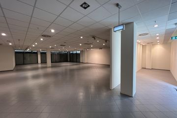 Dresden Workshop-Raum Rohfläche 484 m² – 1. OG image 1