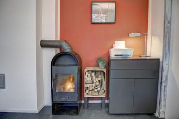 Berlin  Coworking Space comuna 57  - Fixdesk image 1