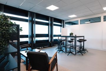 Hoogeveen Mobiel Werken Business center Flextuin image 2