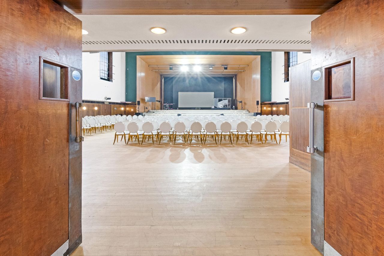 London  Meeting room The Auditorium image 8