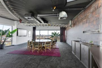 Eindhoven Meeting room High5 image 1