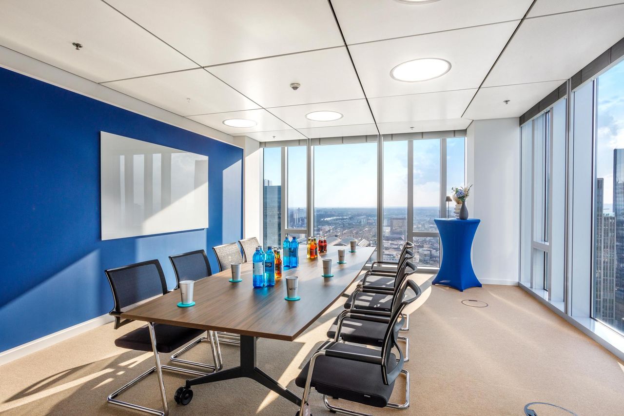 Frankfurt am Main Kreatives Meeting Business Center Konferenzraum Mainhattan image 1