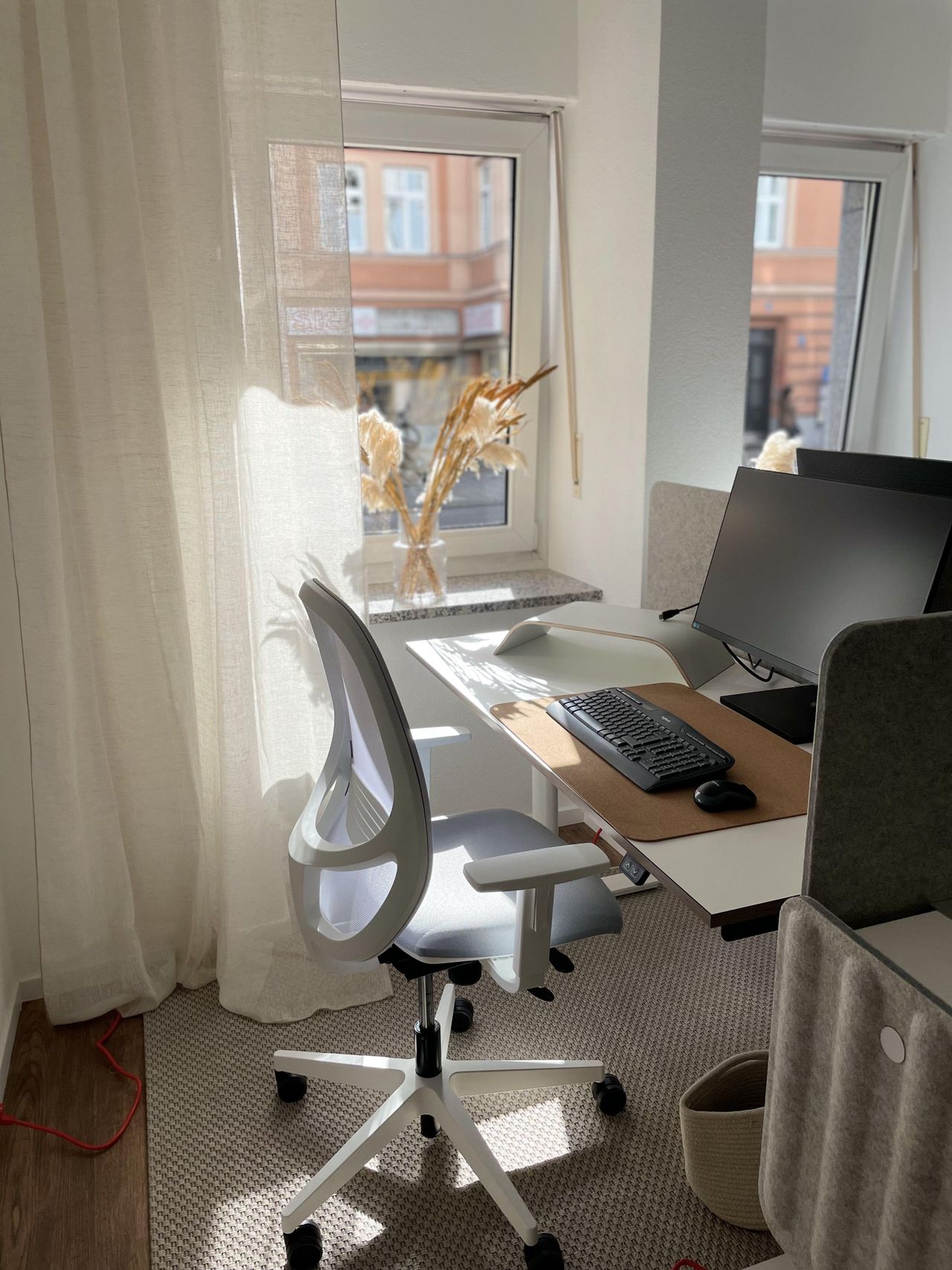 München Mobiles Arbeiten Arbeitsplatz Arbeitsplatz für 1 Person (Desk 5) image 18