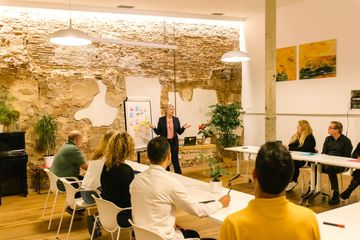 Barcelona Creative Meeting Vergaderzalen Spacious Zen - 150 m2 Meeting Room in El Born, Barcelona image 8