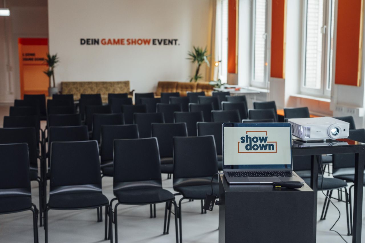 Berlin Kreatives Meeting Corporate event spaces Unique Event Venue with Game Show Experience image 12