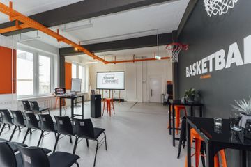 Berlin Kreatives Meeting Corporate event spaces Unique Event Venue with Game Show Experience image 1