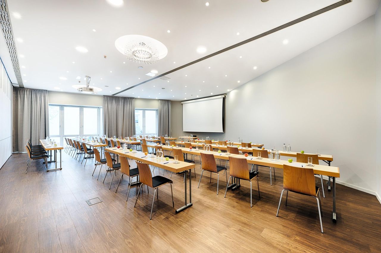 Marburg Offsite-Meeting Boardrooms Behring image 0