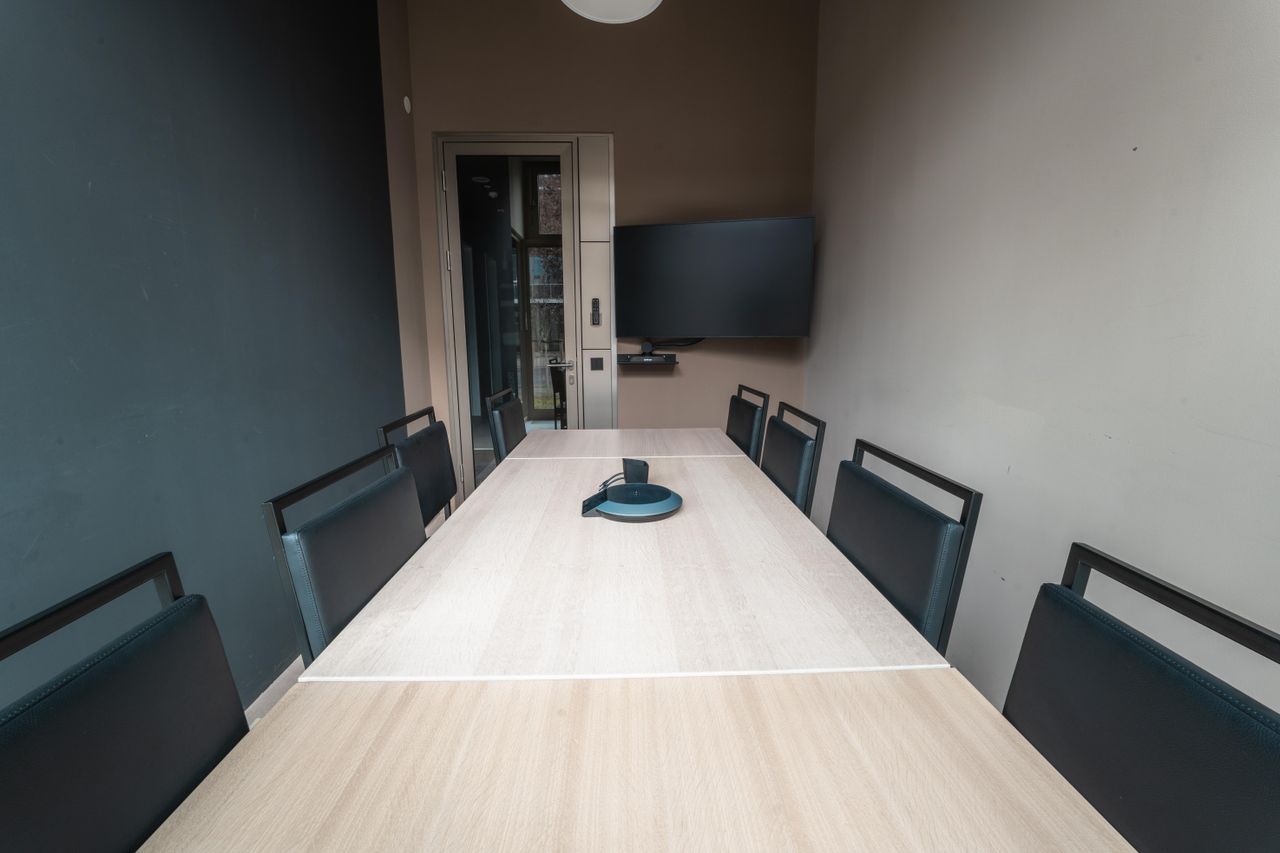 Potsdam  Boardrooms P-AW-02 image 3