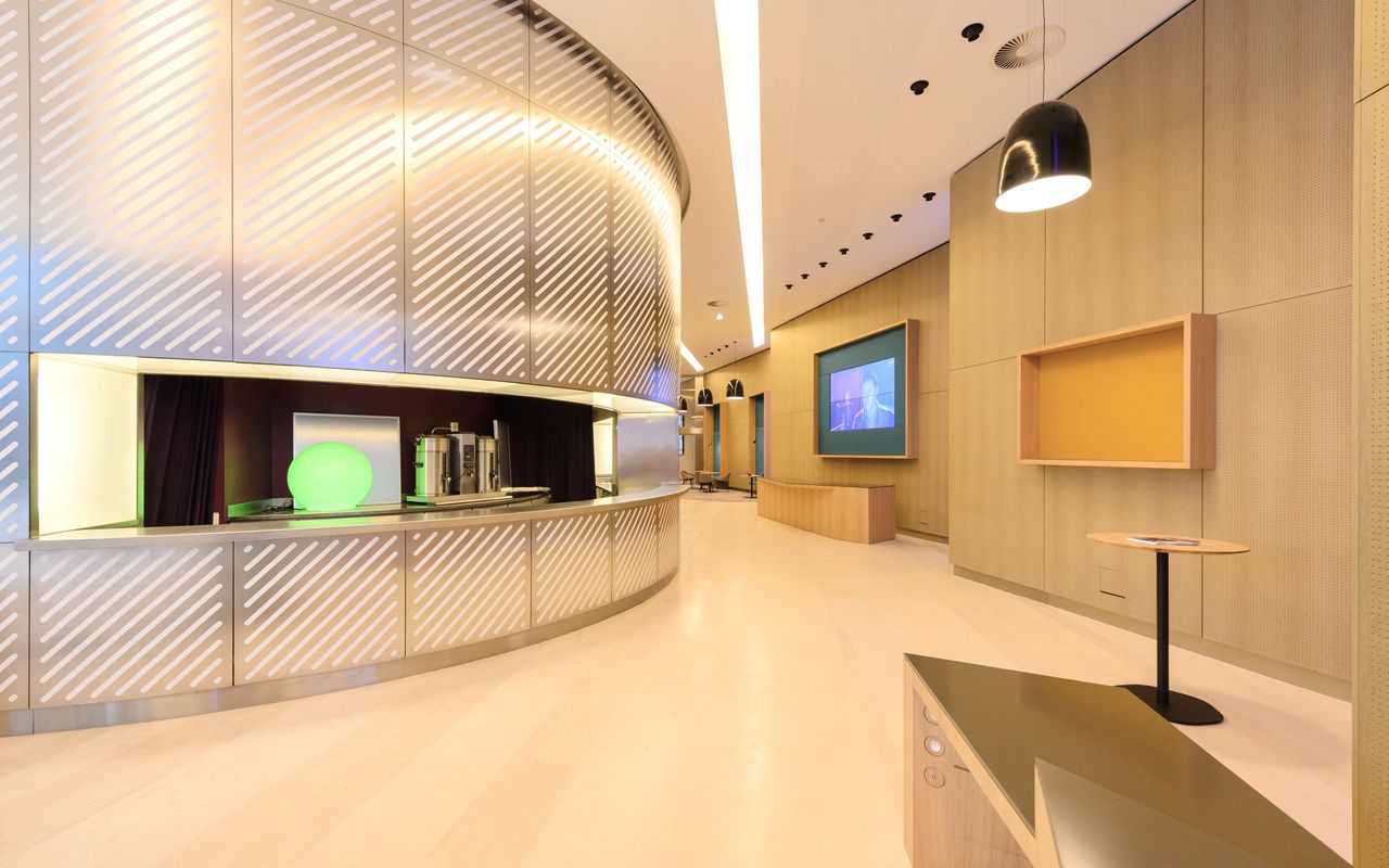 Paris  Business center Auditorium Grand Bleu image 1