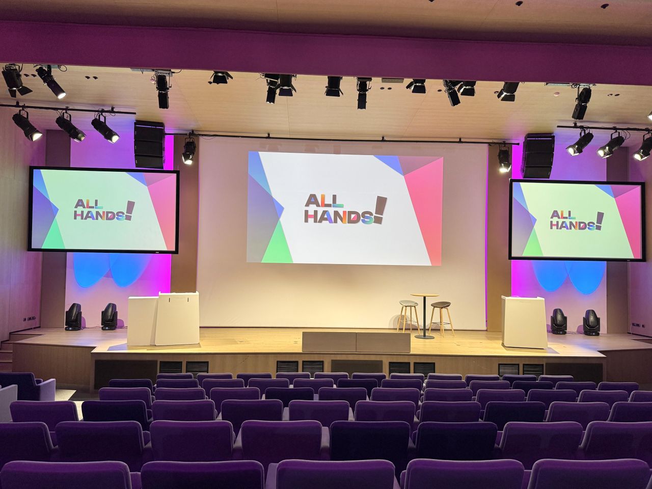 Paris  Business center Auditorium Grand Bleu image 4