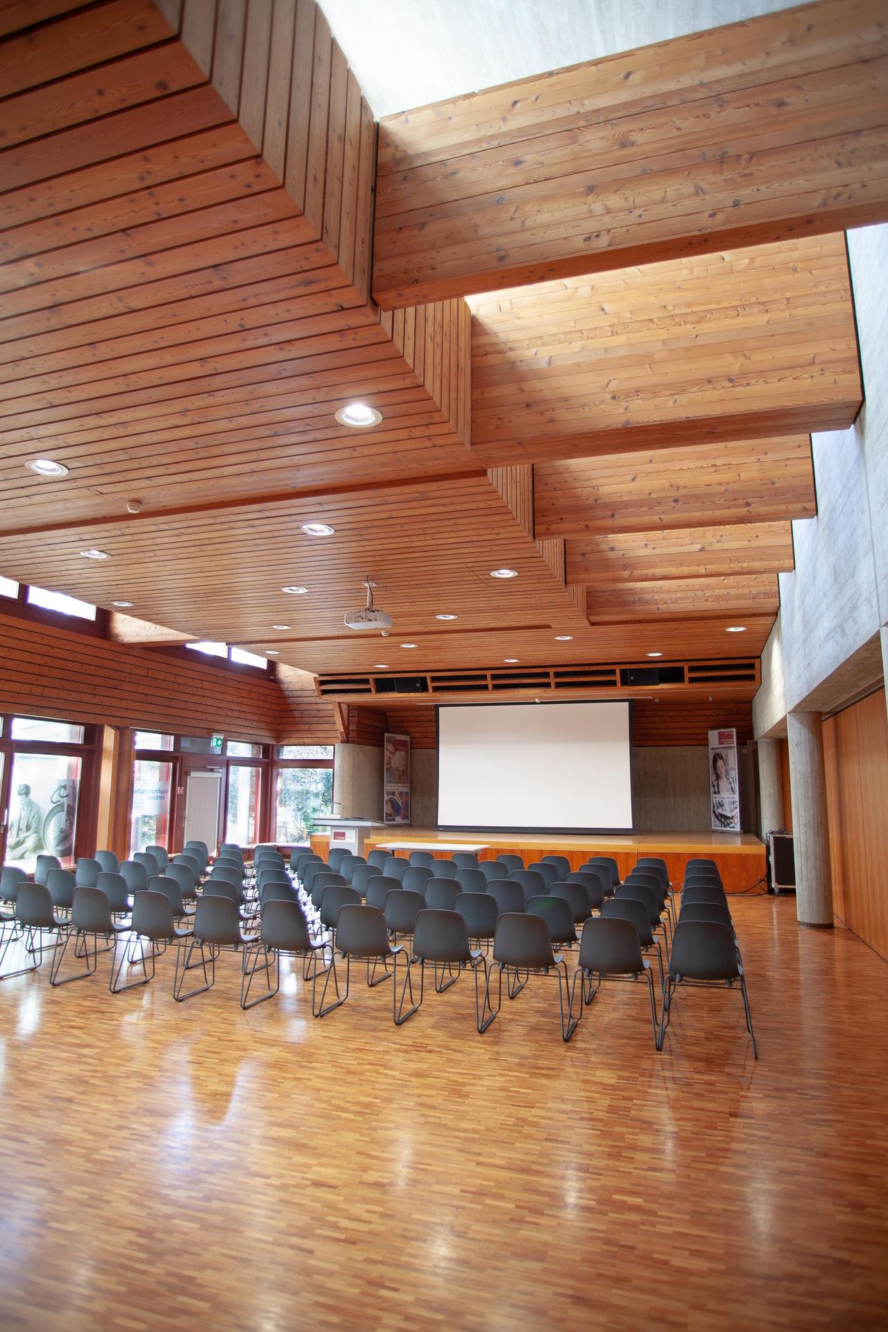 Rest of the World Networking-Event  Aula image 3