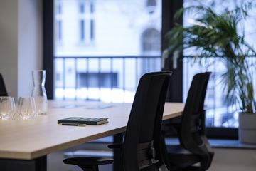 Berlin  Workspace Coworking - Private Office image 3