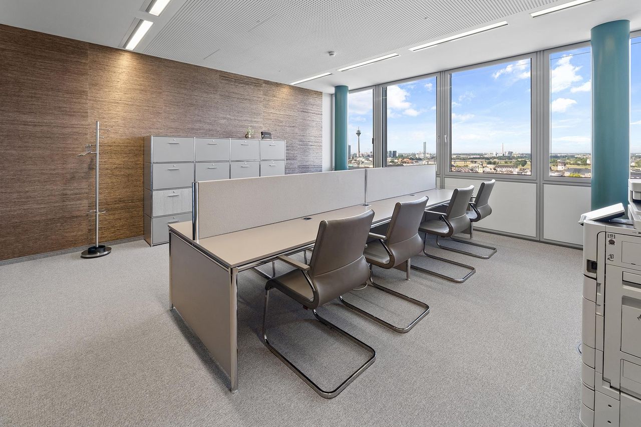 Düsseldorf  Meetingraum Flex Desk für 1 Person image 5