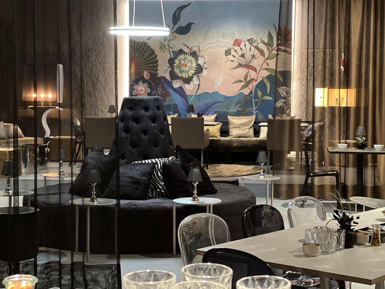 Rest der Welt  Tagungsraum KAPELLE image 4