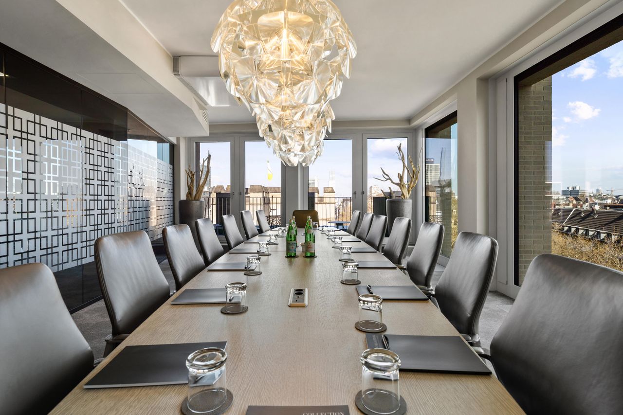 Cologne Kunden-Meeting Business center Konferenzraum (16 Personen) image 0