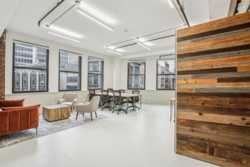 New York Mobile Working Meeting rooms Nomad Meeting Room 301 image 0