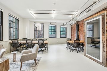 New York Mobile Working Meeting rooms Nomad Meeting Room 301 image 1
