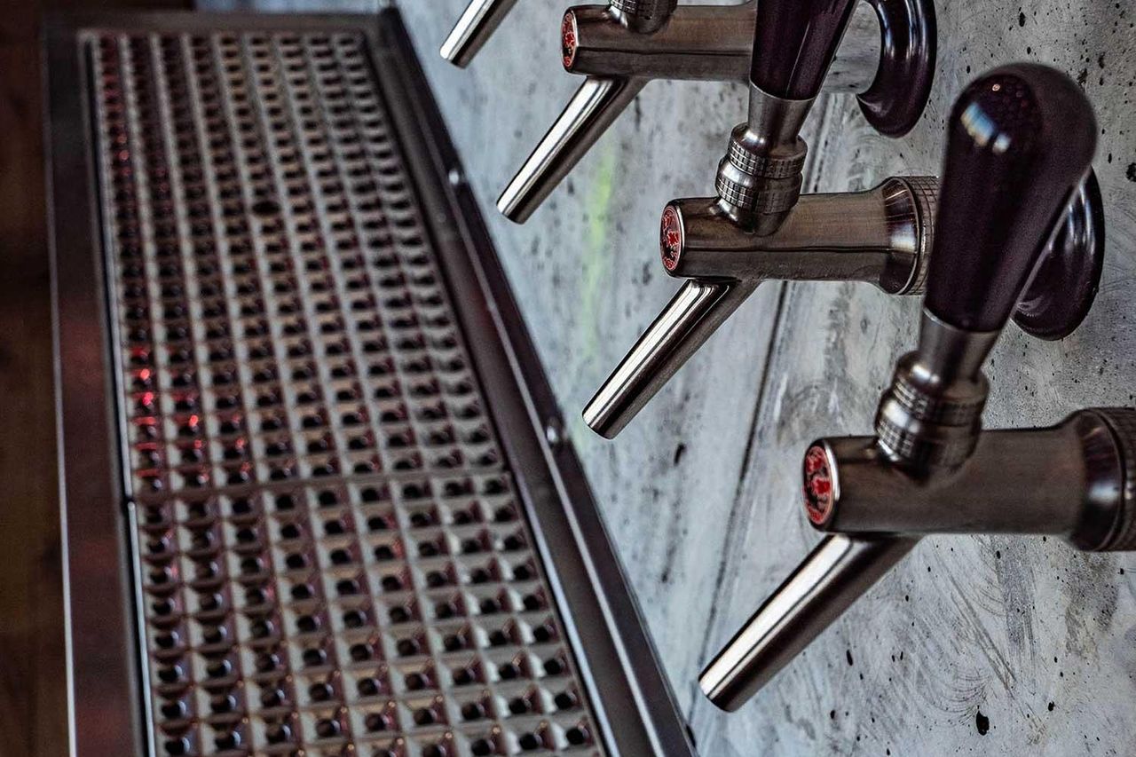 Wetter  Office desk Felix Restaurant 