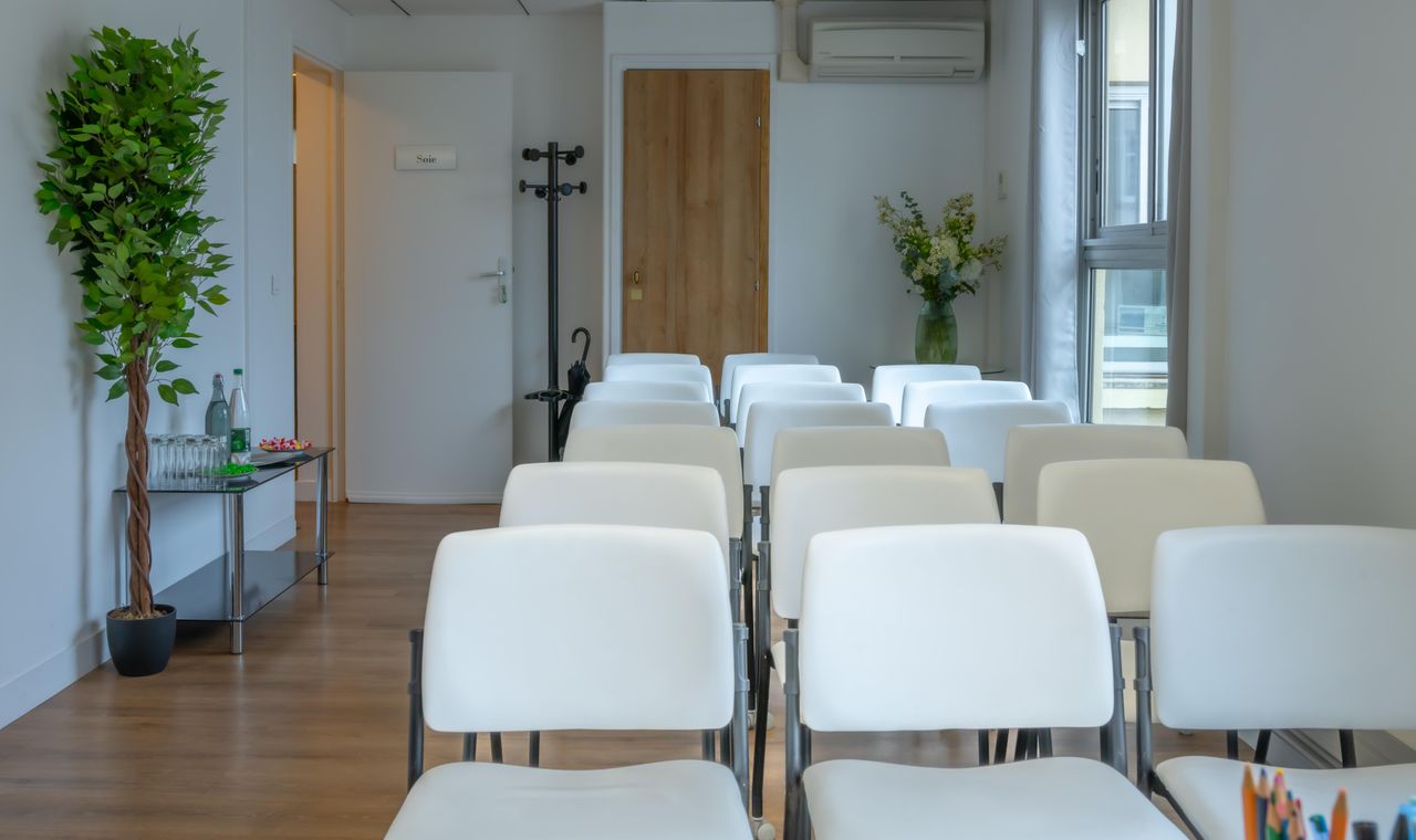 Paris Réunion créative Meeting rooms Salle Soie image 2