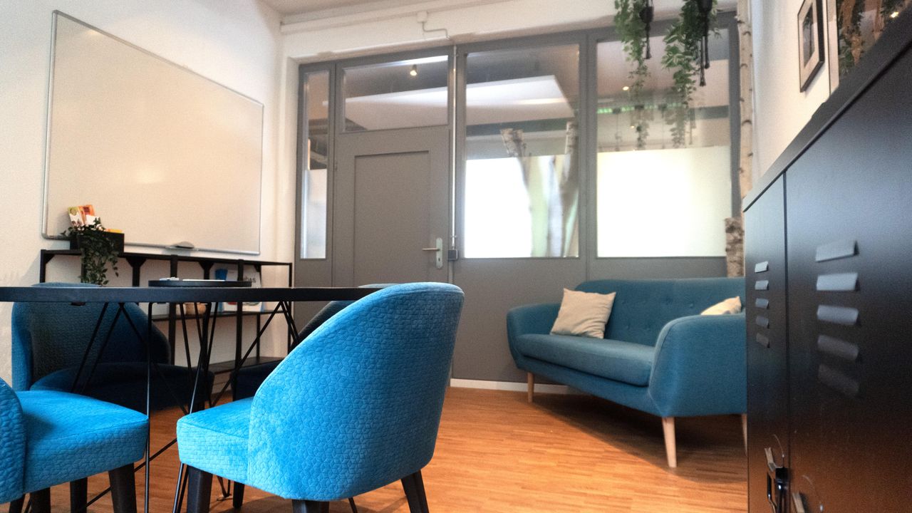 Nürnberg  Veranstaltungsraum PINC Spaces Meetingraum Blue Concept image 3