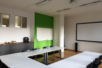 Rest der Welt Kundengespräch Sitzungszimmer image 0