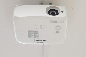 Rest der Welt Kundengespräch Sitzungszimmer image 9