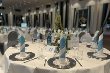 Dobbin-Linstow Christmas Party Evenementenzalen Valkensaal image 3