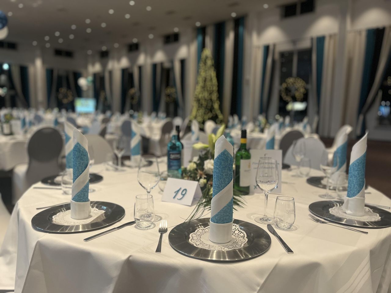 Dobbin-Linstow Christmas Party Function Room Valkensaal image 3