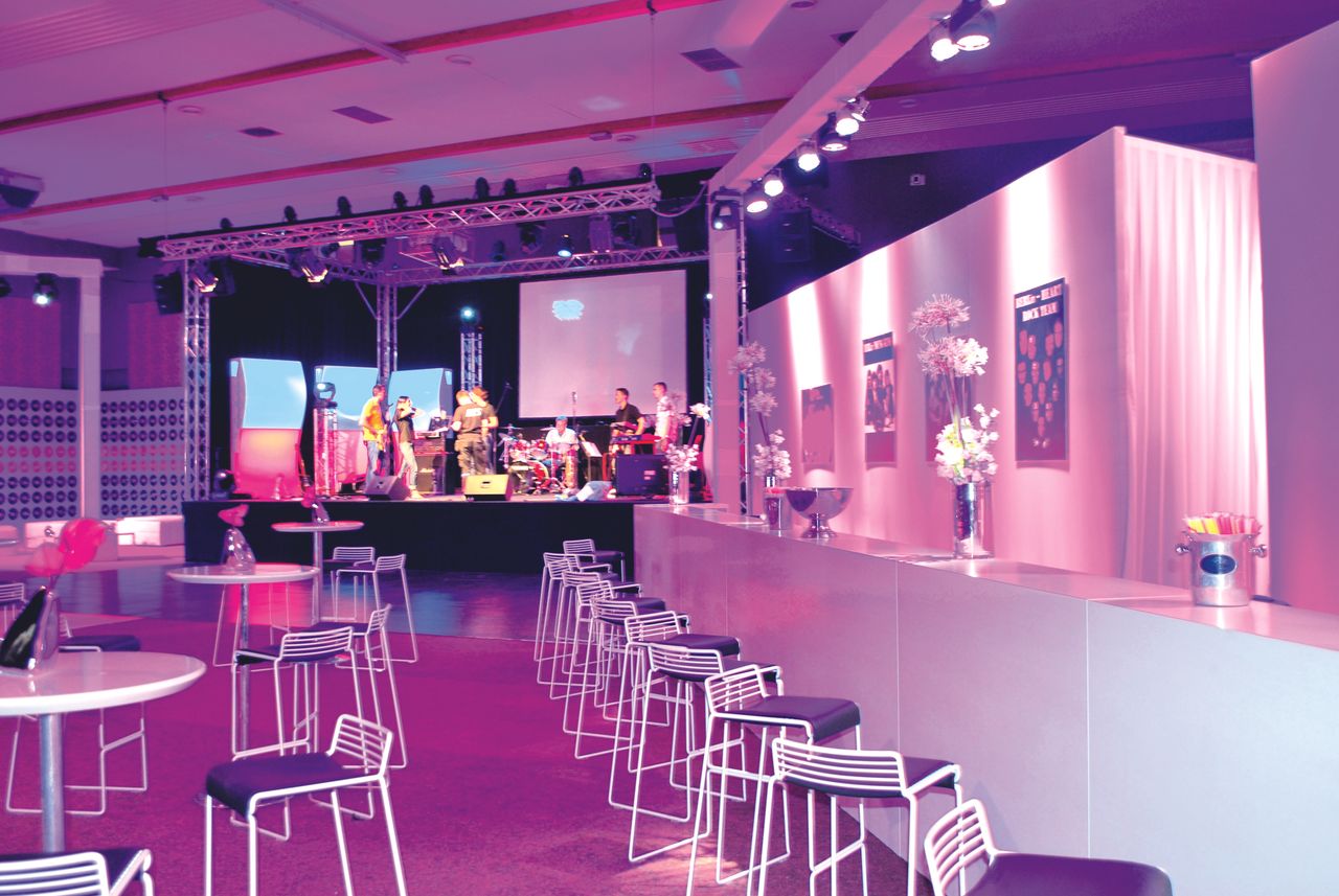 Dobbin-Linstow Christmas Party Evenementenzalen Valkensaal image 4