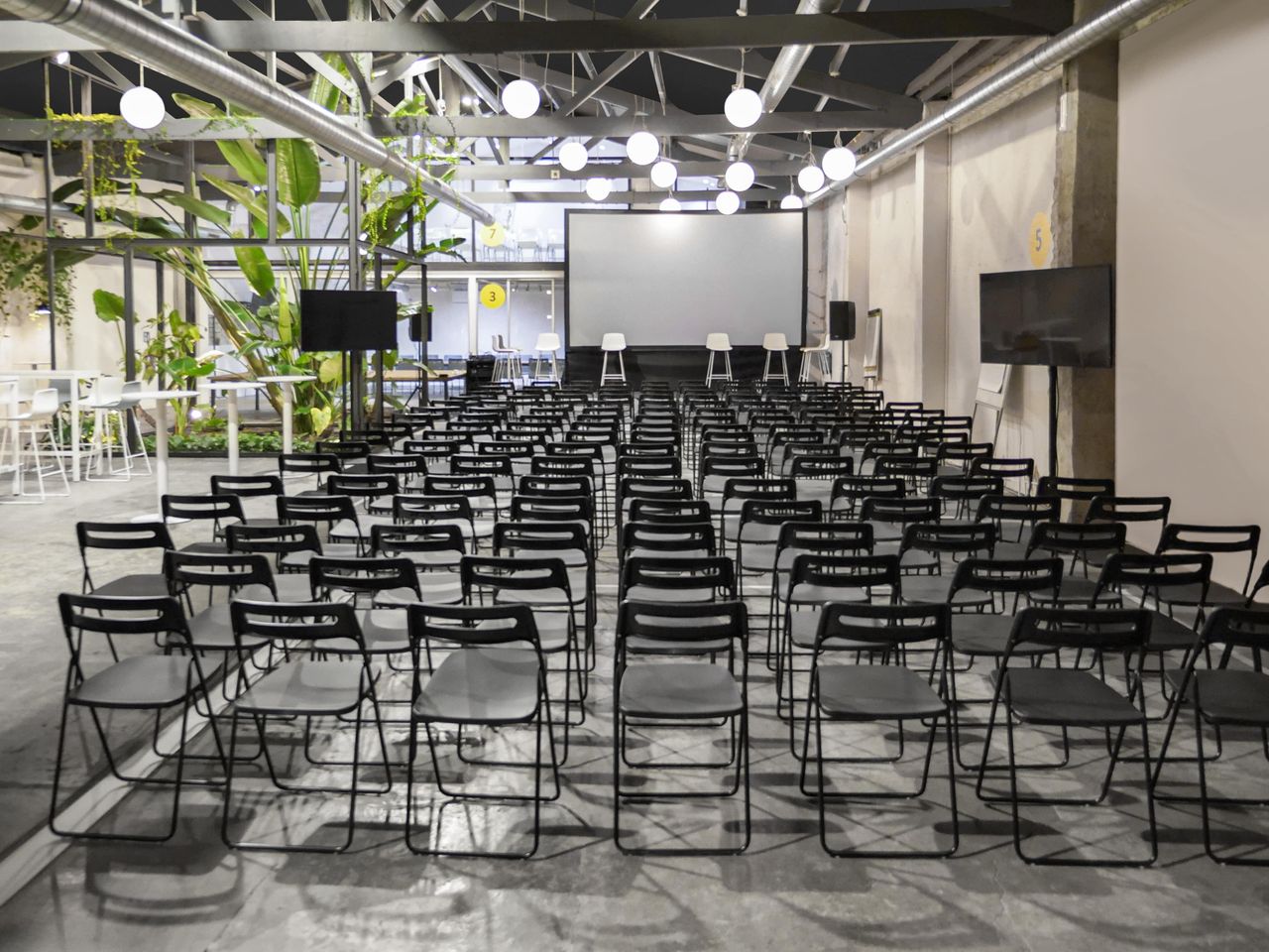 Barcelona Creative Meeting Conference room Cahoot Venue image 0