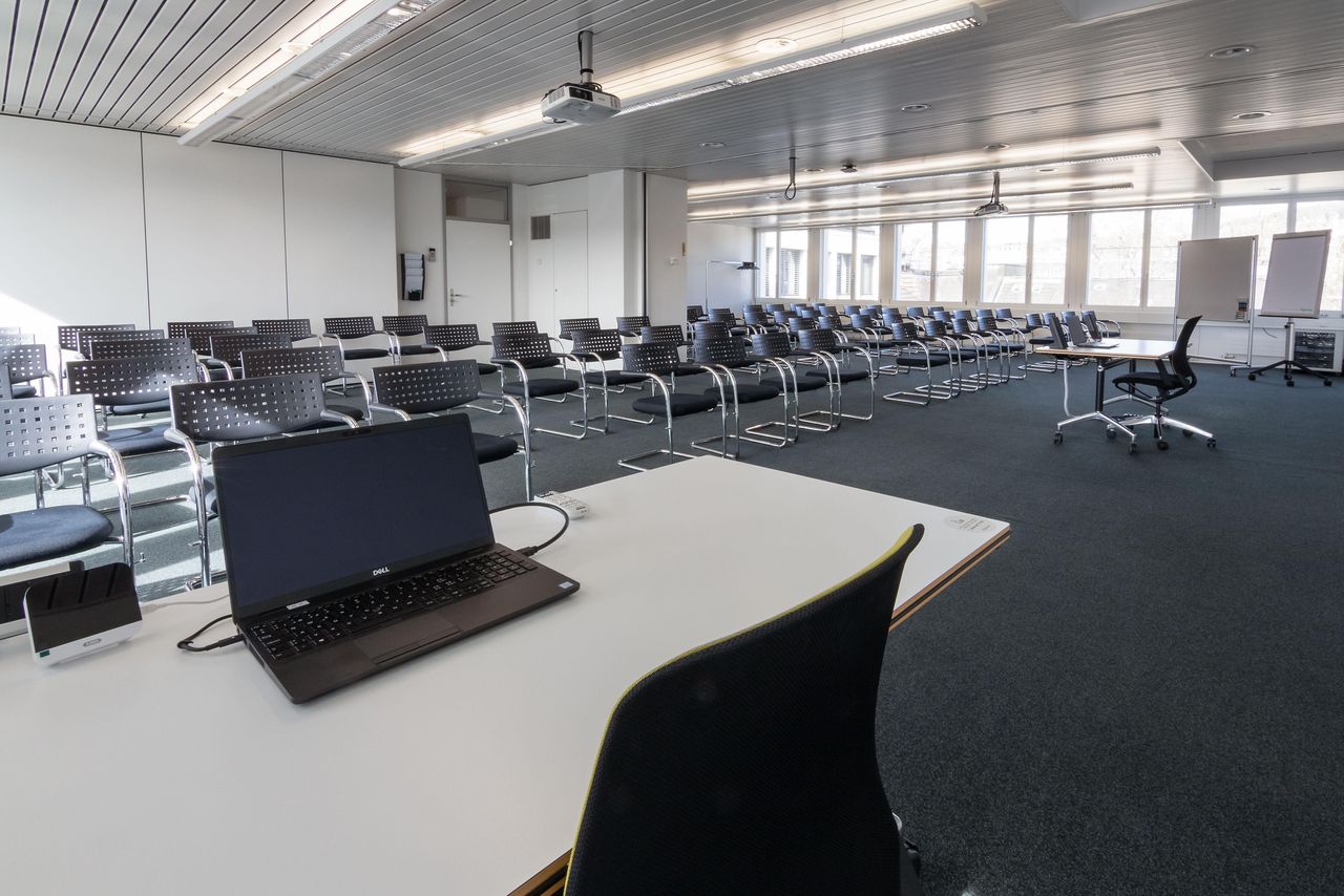 Zürich  Boardroom Grosser Seminarraum mitten in Zürich (Raum 50/51) image 1