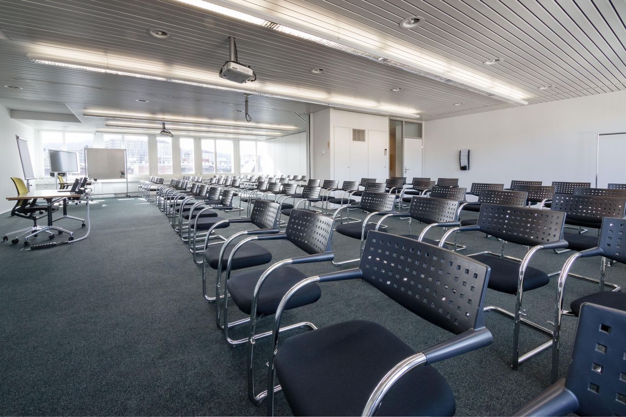 Zürich  Boardroom Grosser Seminarraum mitten in Zürich (Raum 50/51) image 2
