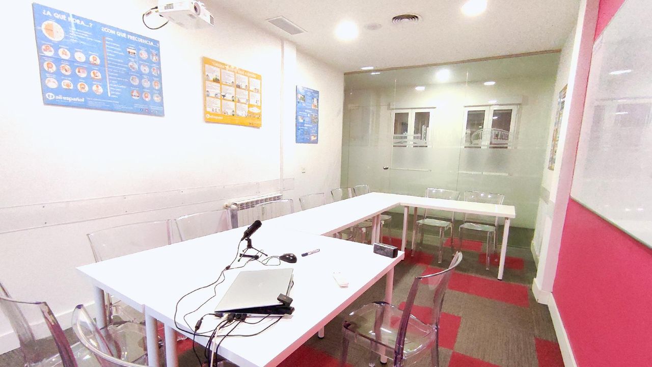 Madrid Client Meeting Meeting rooms Granada image 1