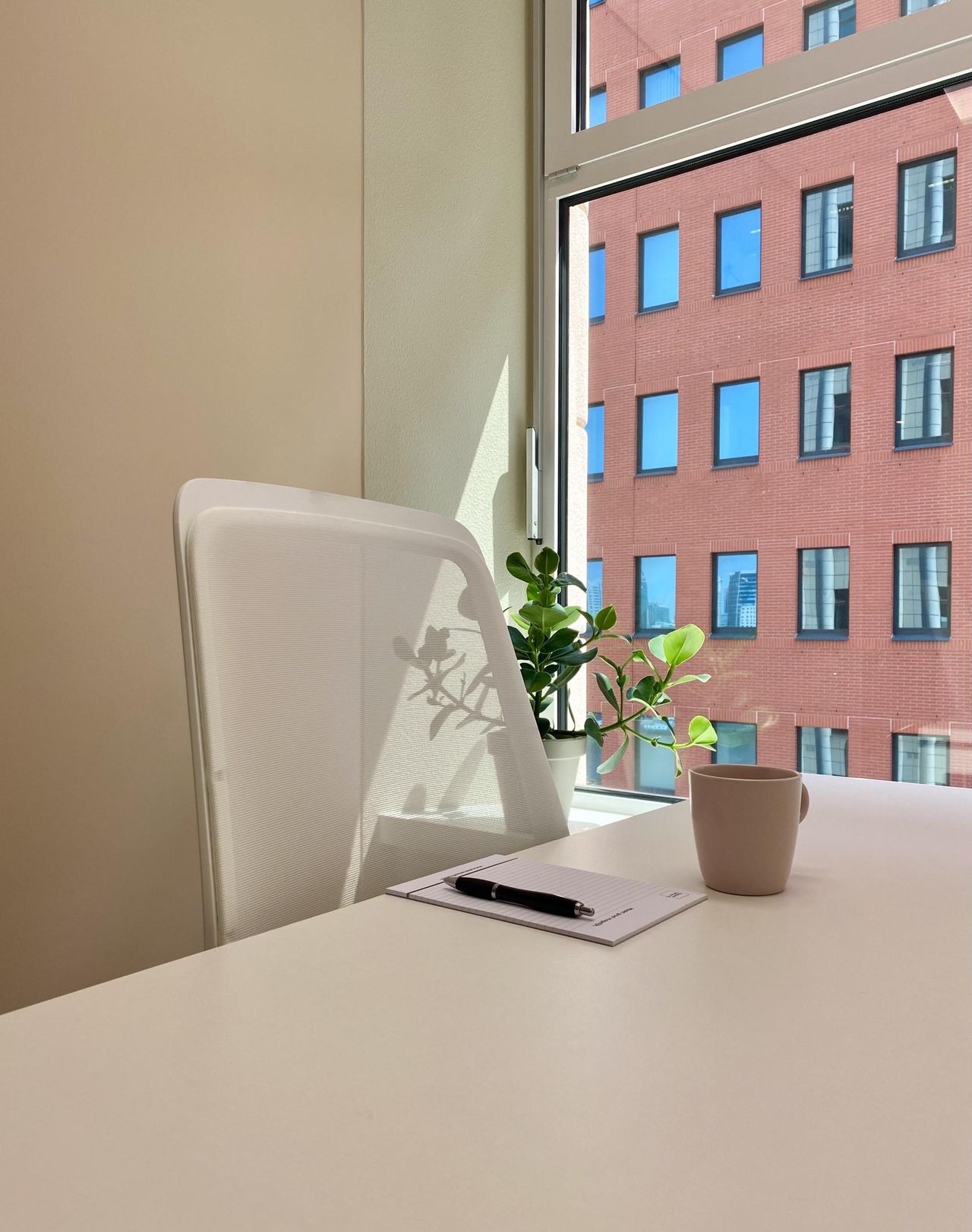 Rotterdam Mobiel Werken Business Center Offices for a Day - Nordic- 8.06 image 1