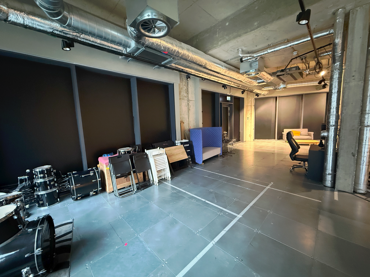 London  Studio Sirlute Studios image 3