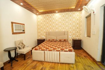 Rest of the World Open Air Location Miracle Garden by Elixir image 5