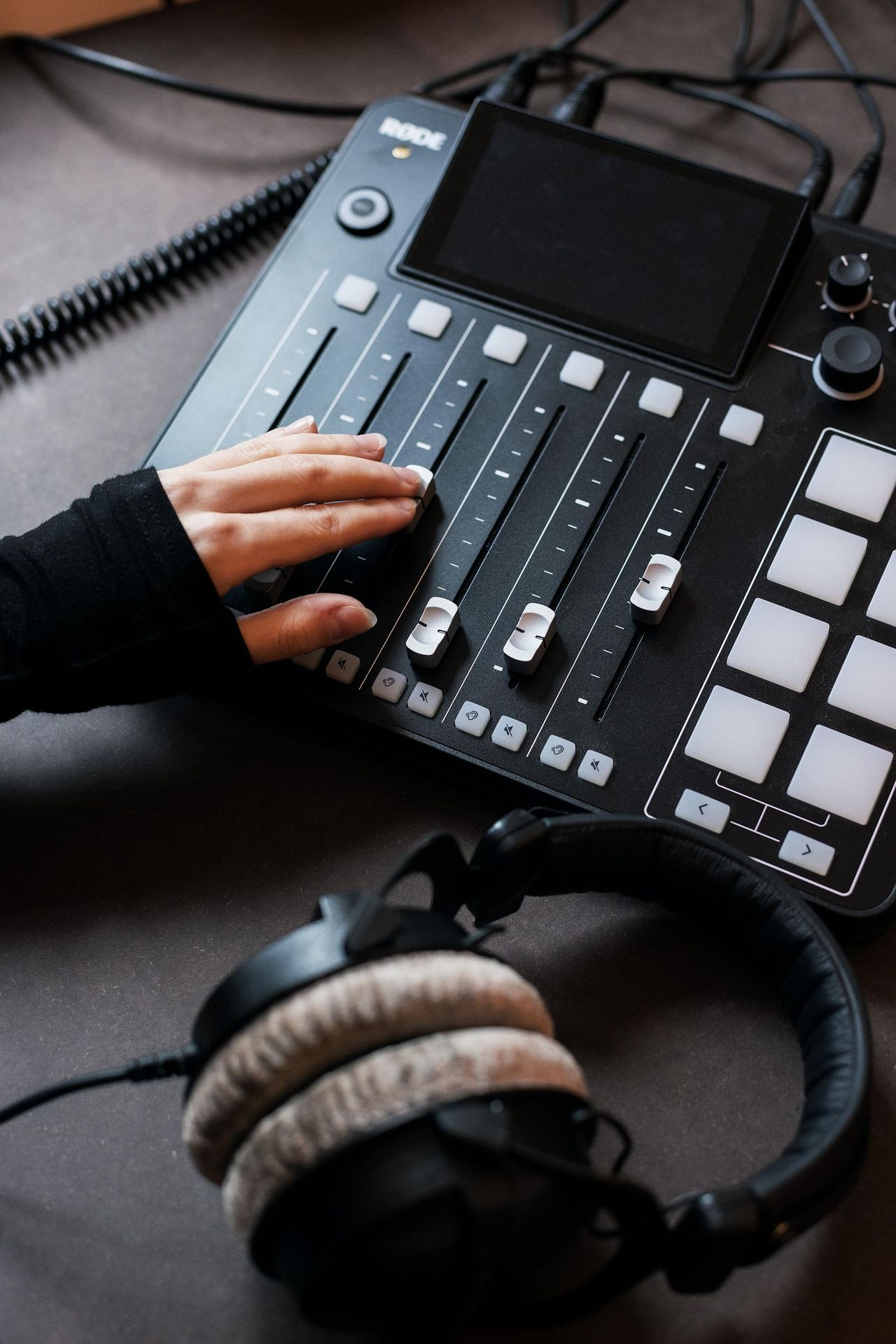 Rest of the World Creative Meeting Boardrooms Pink Noise image 4