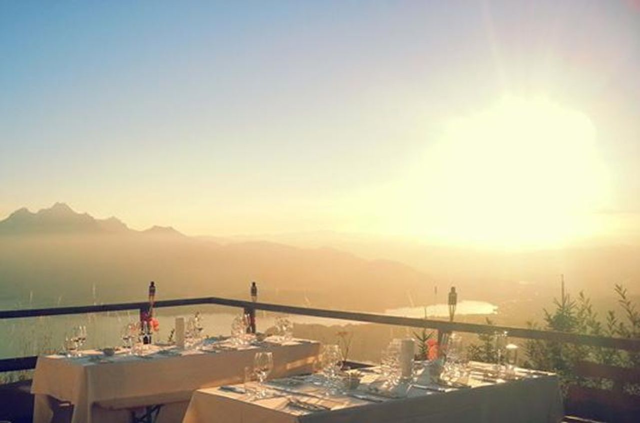 Rest of the World Kundengespräch  404 Scheidegg / 405 First image 4