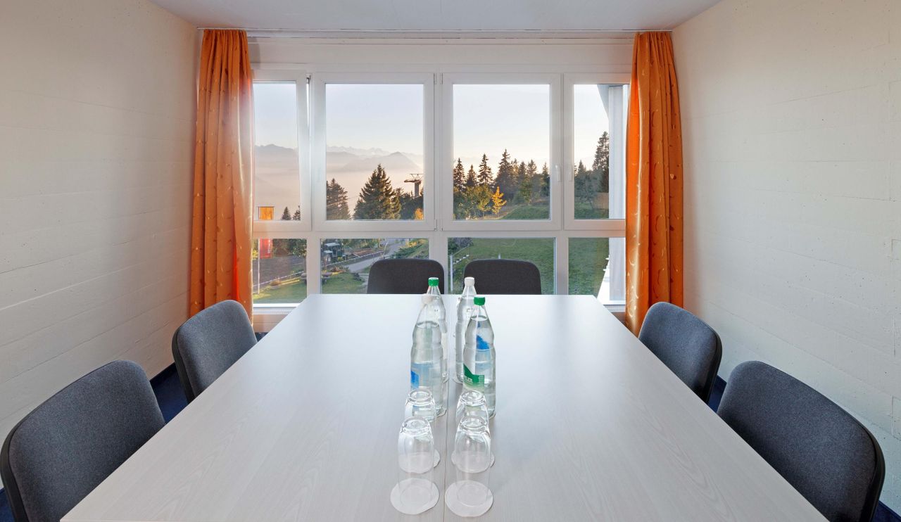 Rest der Welt Kundengespräch  404 Scheidegg / 405 First image 0