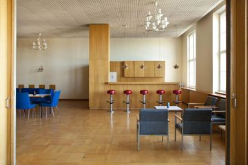 Berlin Außergewöhnliche Locations DDR-Bar / Kulturraum image 0